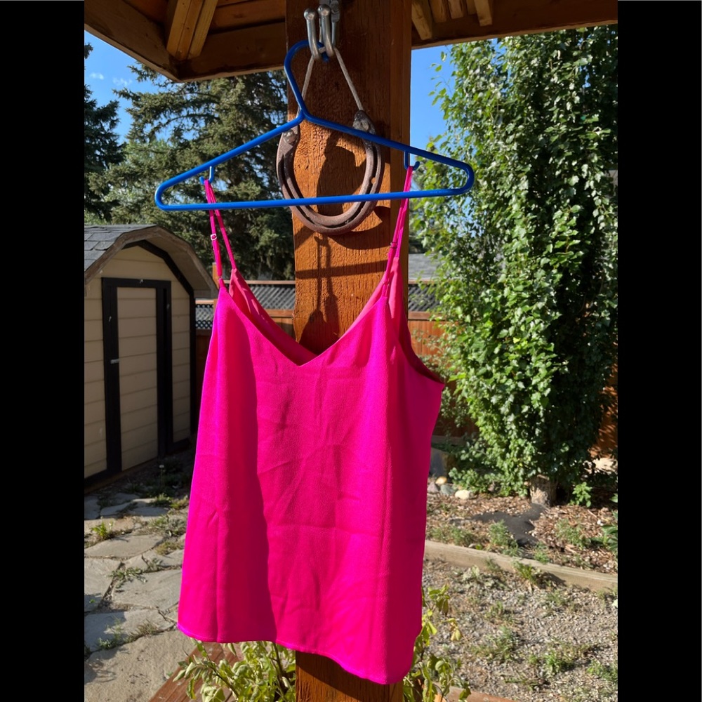 💖 BANANA REPUBLIC Hot Pink Lined Camisole. Women’s Small. GUC